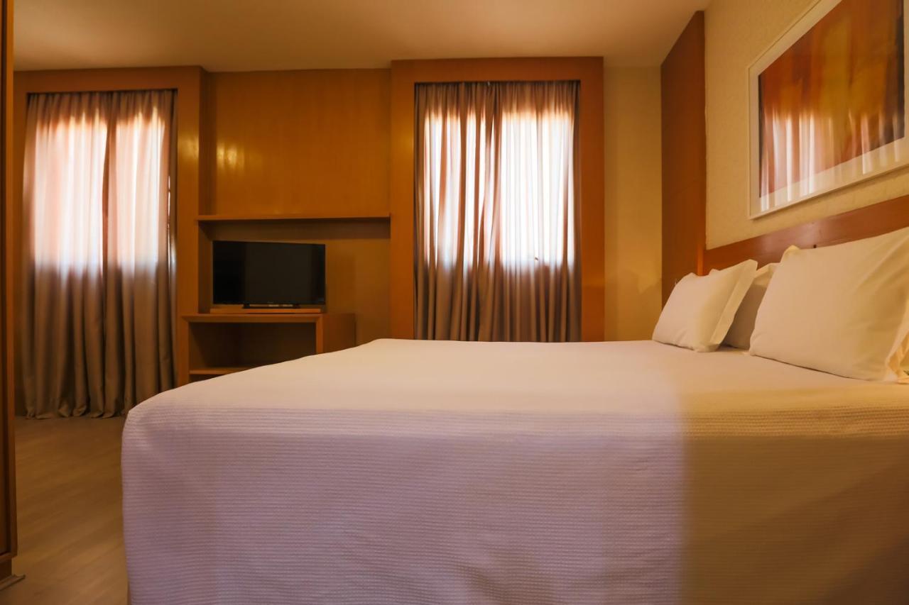 Nobile Suítes Uberlândia Extérieur photo